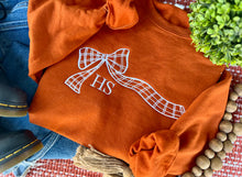 Load image into Gallery viewer, Whimsical Bow Monogram