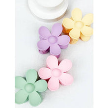 Load image into Gallery viewer, Daisy Hair Clip
