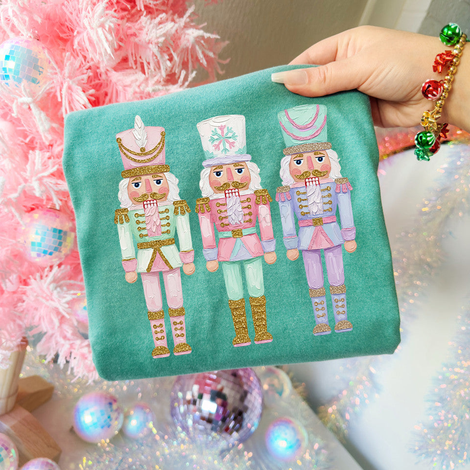 💖 Painted Pastel Nutcracker Trio